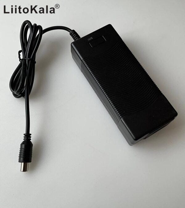 Chargeur 42V 2A pour trottinette électrique Xiaomi M365/pro2/scooter 3 – Image 4